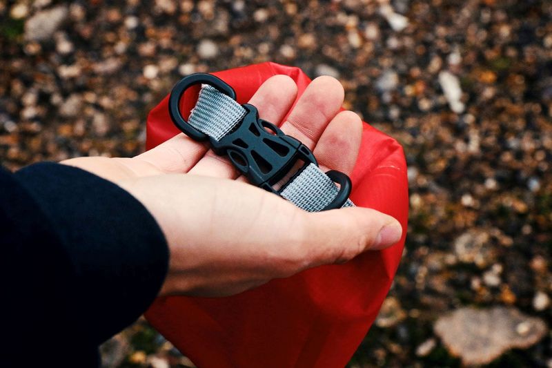Lifesystems mini vanntett førstehjelpspakke